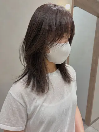 ミディアム カラー 砂原 ひよりのヘアスタイル