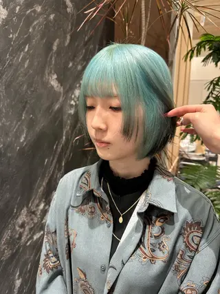 ショート カラー 💋ハイトーンデザイ ンヘア💋A'nyuのヘアスタイル