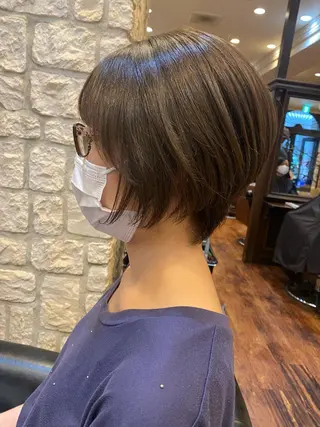 ショート ブリーチカラー⸜♡⸝ クルミ🐍のヘアスタイル