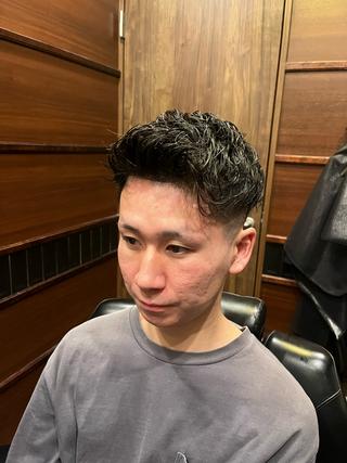 パーマ メンズ ヒロ銀座川崎 志田健介のヘアスタイル