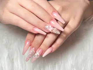 ネイル AURA NAIL 上前津のネイルデザイン