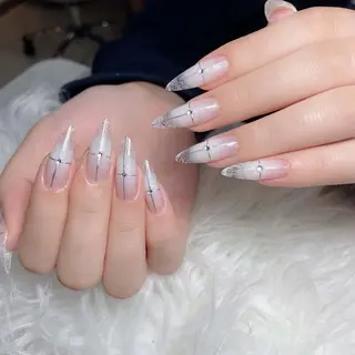 ネイル Lenie Nail Salonのネイルデザイン