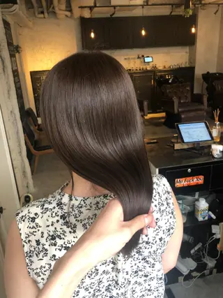 セミロング shinka omotesandoのヘアスタイル