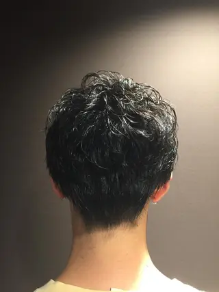ショート パーマ メンズ 池田 有輝士のヘアスタイル