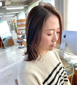 ショート カラー ヨシダ トオルのヘアスタイル
