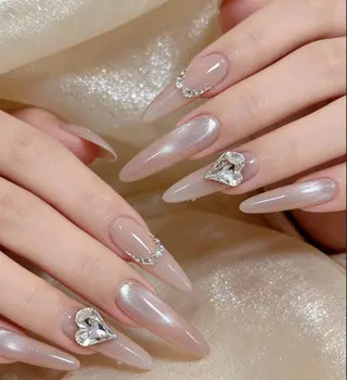 ネイル Anna Melia Nailのネイルデザイン