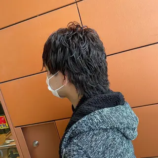ショート 井手 孔介のヘアスタイル