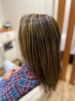 ロング カラー ROSSO北赤羽 アラカワのヘアスタイル