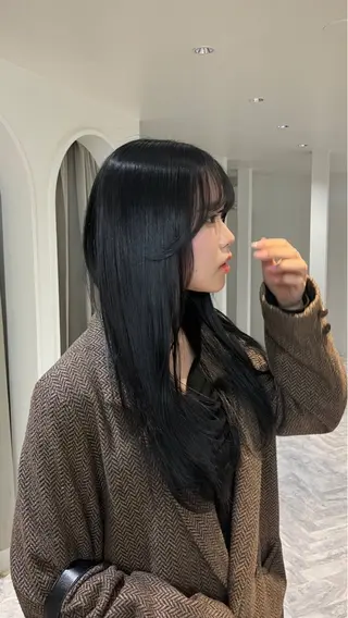 ロング カラー lomalia ayuのヘアスタイル