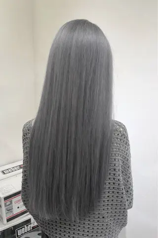 ロング 水戸/ブリーチカラー 中山りくのヘアスタイル