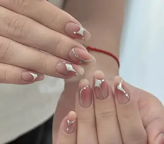 ネイル Pure&Rich Nailのネイルデザイン