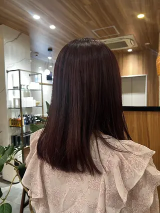 ミディアム カラー コバヤシ ユメのヘアスタイル