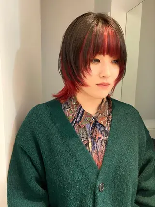 ミディアム カラー ショート/ウルフ ハイトーン/カイセイのヘアスタイル
