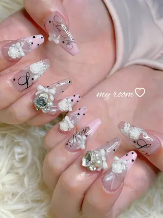 ネイル うるま市サロン Yuko Izawaのネイルデザイン