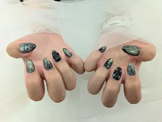 ネイル 古屋 郁菜のネイルデザイン