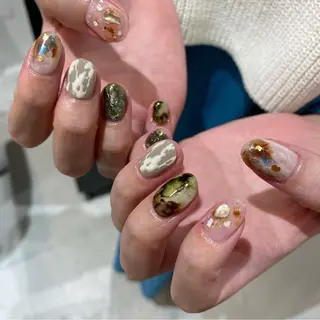 ネイル 栗林 実莉のネイルデザイン