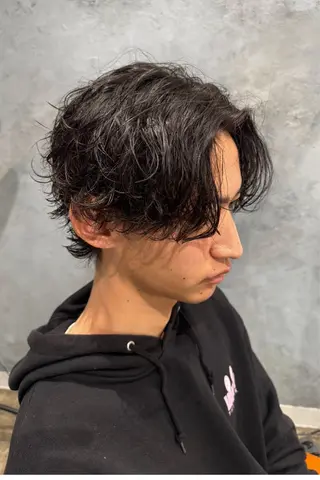 パーマ メンズ メンズヘア カット、パーマ特化のヘアスタイル