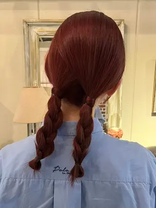 カラー ヘアアレンジ イイダ ヒナのヘアスタイル