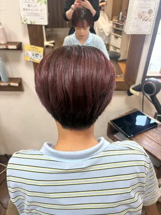 ショート 元山 透明感艶カラー 🌻レイヤーカットのヘアスタイル