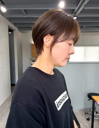 ショート カラー S. Hitomiのヘアスタイル