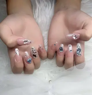 ネイル YOLO NAILのネイルデザイン