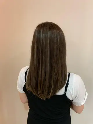 セミロング カラー 顔まわりカット✄ ベージュカラー🧸のヘアスタイル
