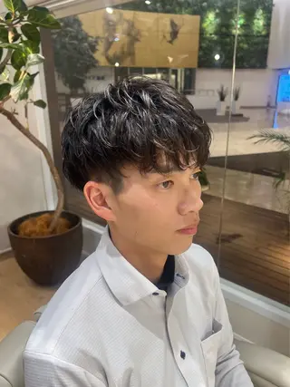 ショート パーマ メンズ 梅田茶屋町メンズ 専門美容師 山元一平のヘアスタイル