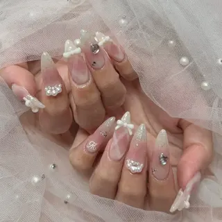 ネイル Jr.ネイリスト🤍 【Alissa】新栄のネイルデザイン