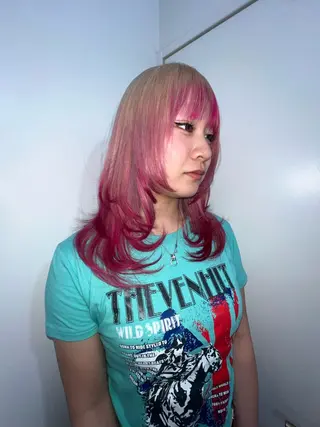 ミディアム 💥ウルフカット デザインあんな💥のヘアスタイル