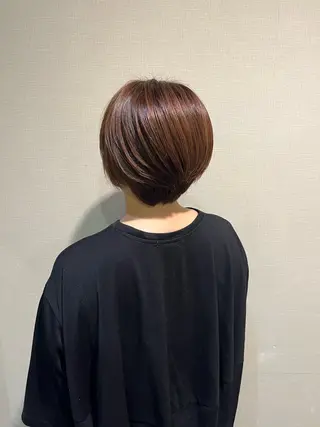 カラー イイダ ヒナのヘアスタイル