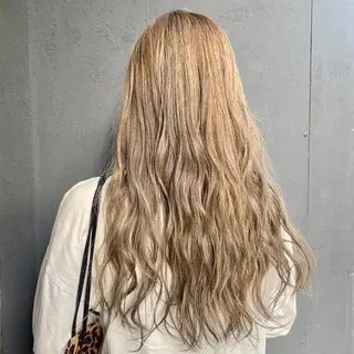 ロング カラー マンツーマン女性 美容師 奏のヘアスタイル