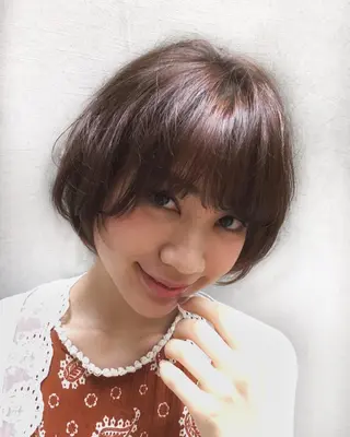 ショート カラー 沖 宜志のヘアスタイル