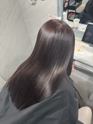 セミロング カラー 西宮市で髪質改善 縮毛矯正特化のヘアスタイル