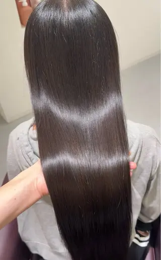 ロング ️🫧透明感カラー& 髪質改善🎀いさきのヘアスタイル