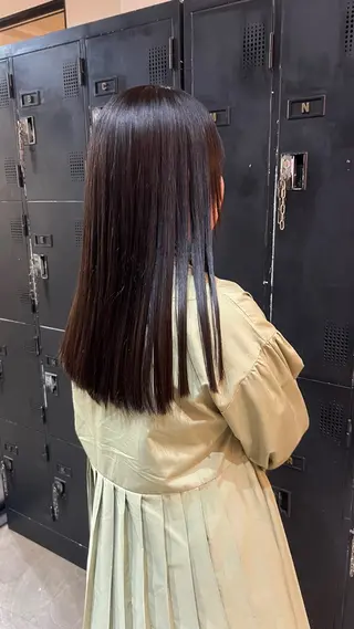 ロング にこ / ボブカットのヘアスタイル