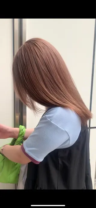 ロング 落合希 Olivebeigeのヘアスタイル