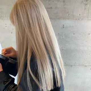 ロング newi広島 tomokaのヘアスタイル