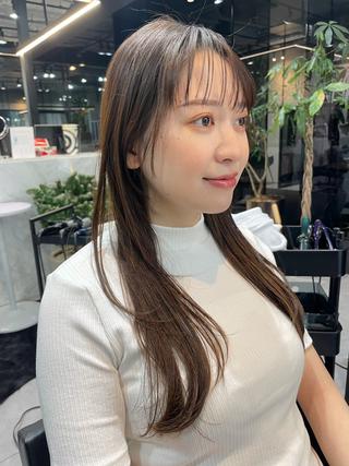 ロング 小田 桜のヘアスタイル