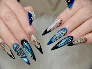ネイル AURA NAIL 上前津のネイルデザイン