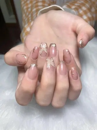 ネイル XIXI 🦁のネイルデザイン