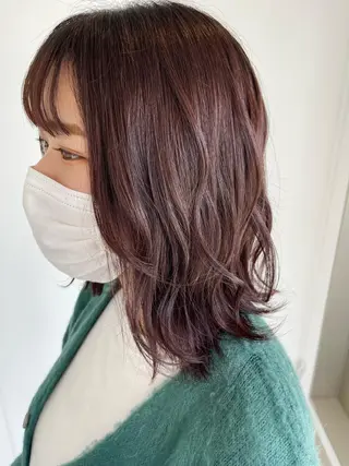 ミディアム 店長 MANAMI 艶カラー／骨格ボブのヘアスタイル