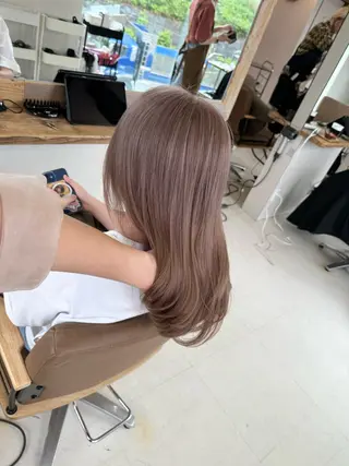 ロング 鈴木 妃帆未のヘアスタイル