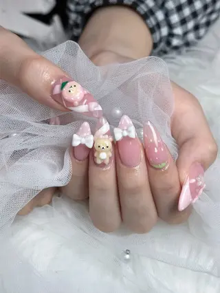 ネイル サリー ネイル　ラボのネイルデザイン