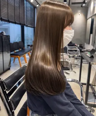 ロング カラー パーマ ヘアアレンジ 透明感カラー✂︎ YUKAのヘアスタイル