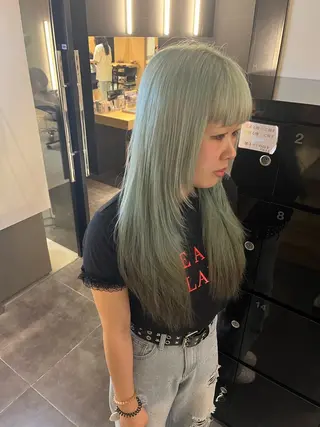 ロング ブリーチ/ ダブルカラー/ツバキのヘアスタイル