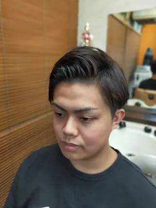 ショート メンズ 男を磨く Barber オオキのヘアスタイル
