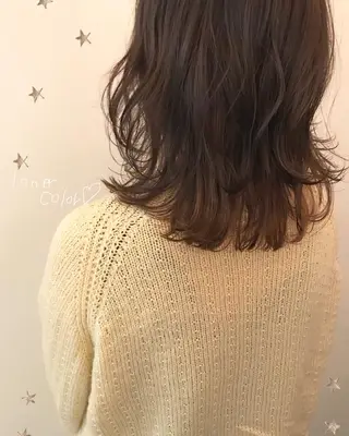 ミディアム カラー 市川 千夏のヘアスタイル