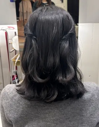 ミディアム 𝗬𝗨𝗔 🐈‍⬛のヘアスタイル