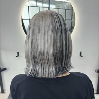 ミディアム カラー Ren. 🦋デザインカラーのヘアスタイル