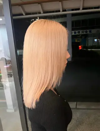 カラー 透明感カラー 結羽愛のヘアスタイル